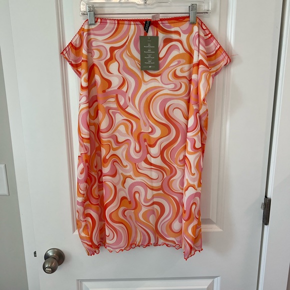 H&M | Plus-Size Knee Length Mesh Skirt Orange, Pink and White Swirl Pattern (4X) - Picture 5 of 11